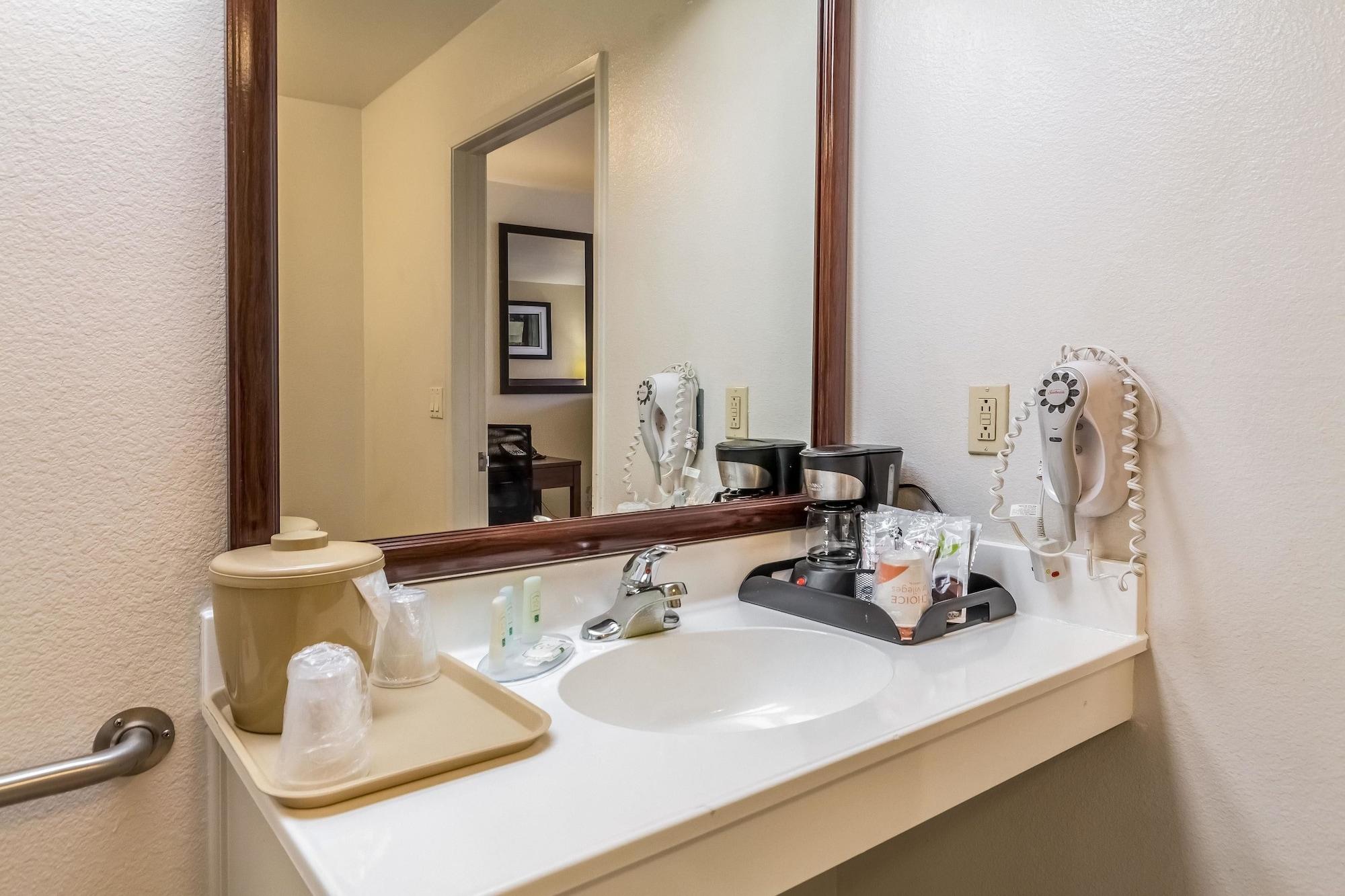 Quality Inn Fresno Near University Екстер'єр фото