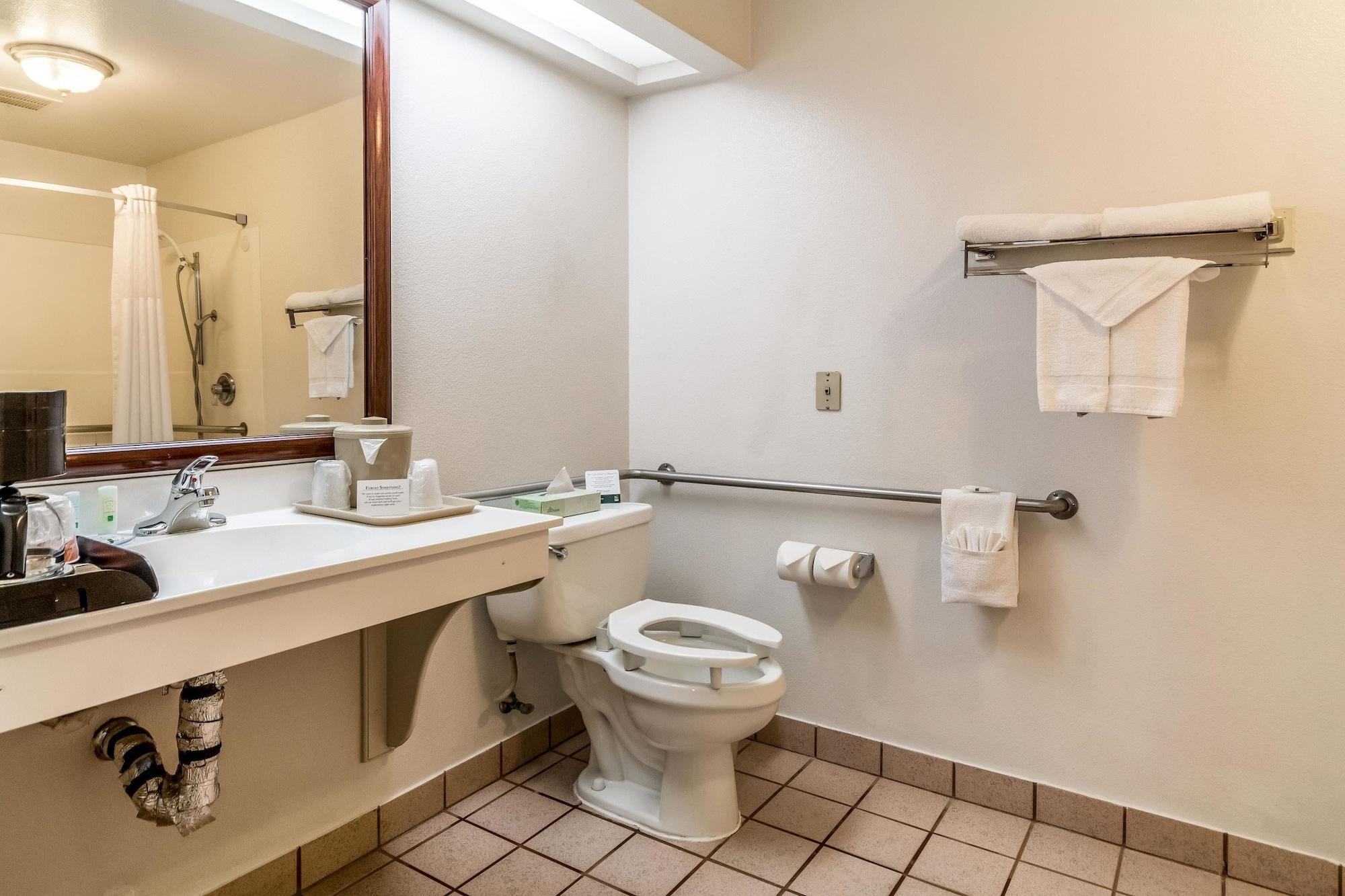 Quality Inn Fresno Near University Екстер'єр фото