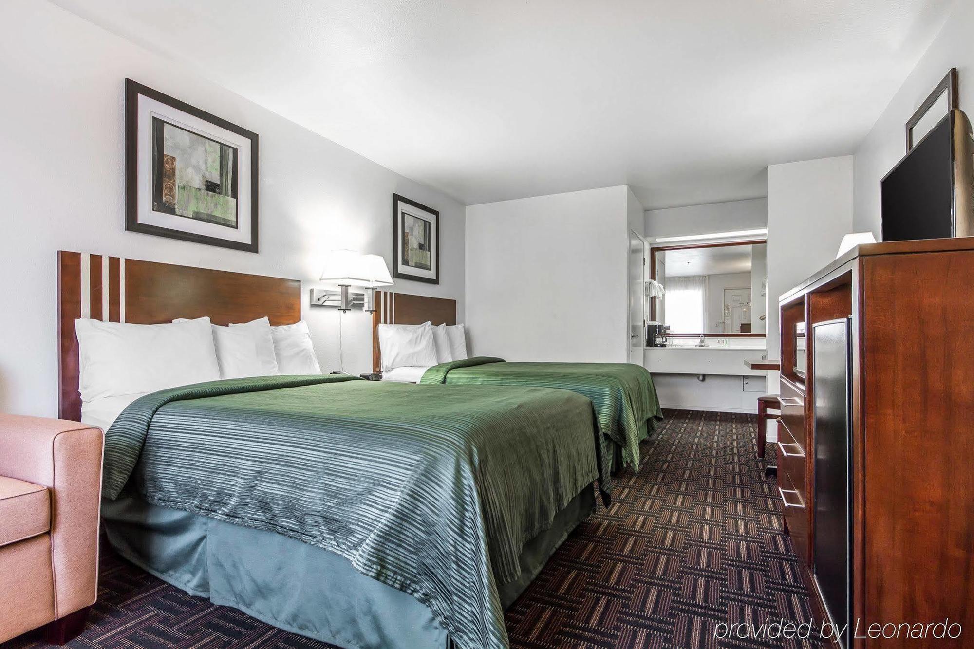 Quality Inn Fresno Near University Екстер'єр фото