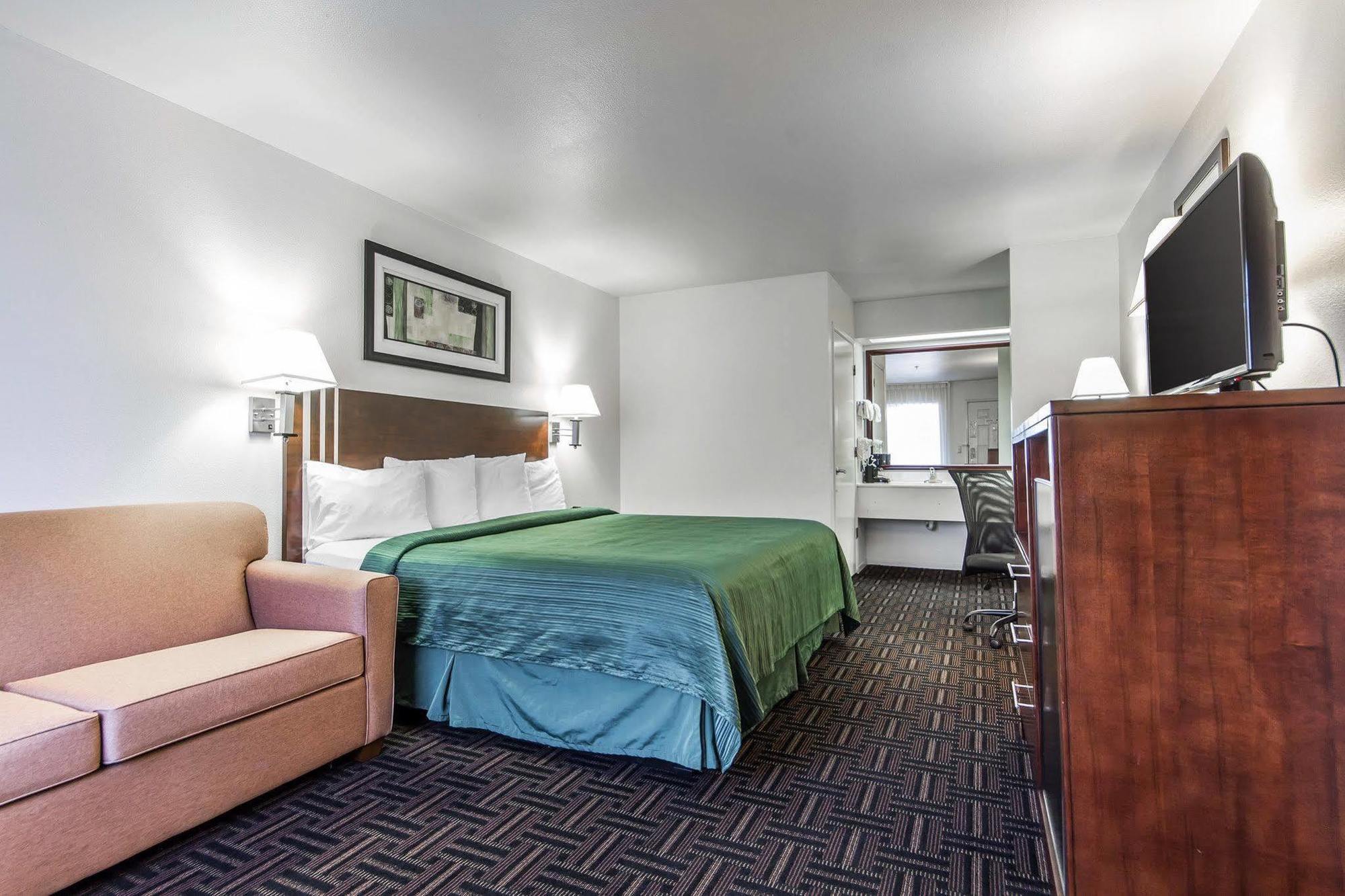 Quality Inn Fresno Near University Екстер'єр фото