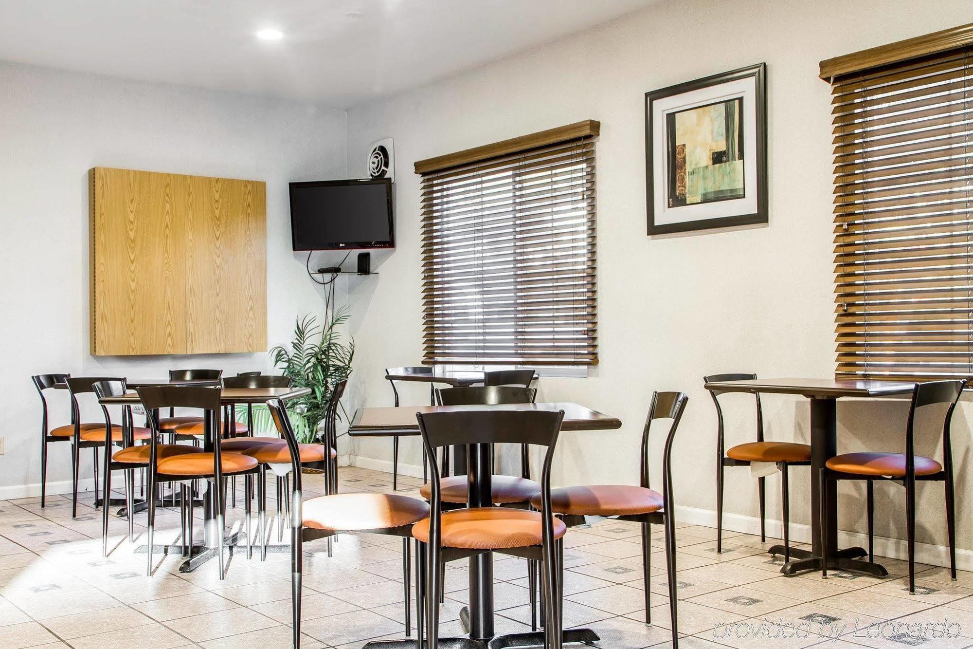 Quality Inn Fresno Near University Екстер'єр фото