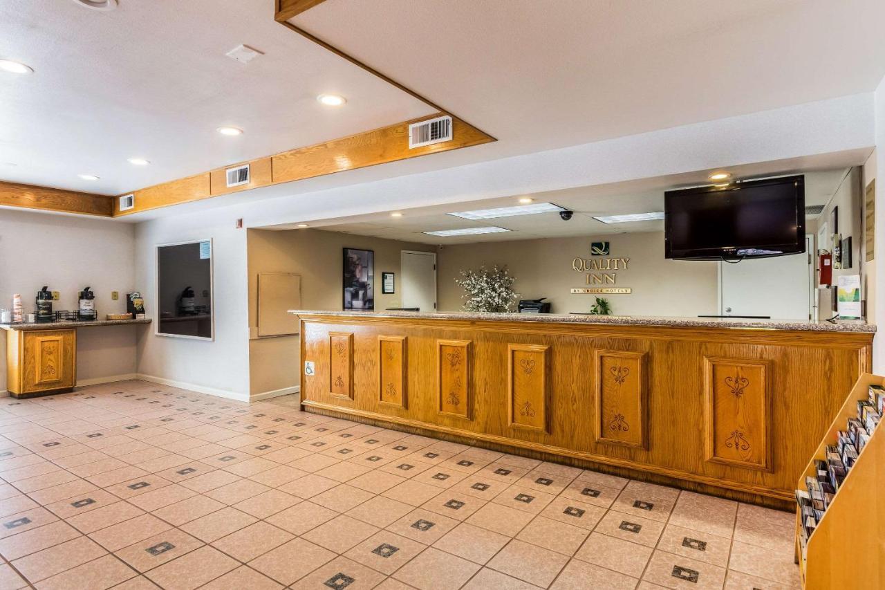 Quality Inn Fresno Near University Екстер'єр фото