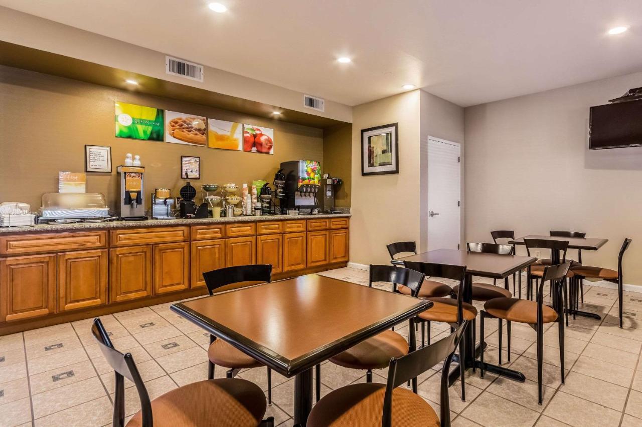Quality Inn Fresno Near University Екстер'єр фото